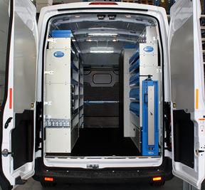 1_Oprema za dostavna vozila Transit 2014 v podjetju Syncro Slovenija